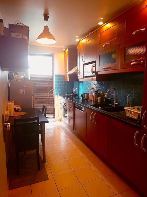 شقة Cozy Haven Near Paris La Defense Grande Arche كوربوفوا المظهر الخارجي الصورة
