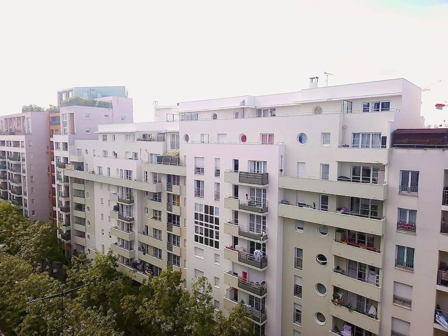 شقة Cozy Haven Near Paris La Defense Grande Arche كوربوفوا المظهر الخارجي الصورة