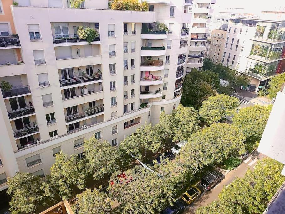 شقة Cozy Haven Near Paris La Defense Grande Arche كوربوفوا المظهر الخارجي الصورة